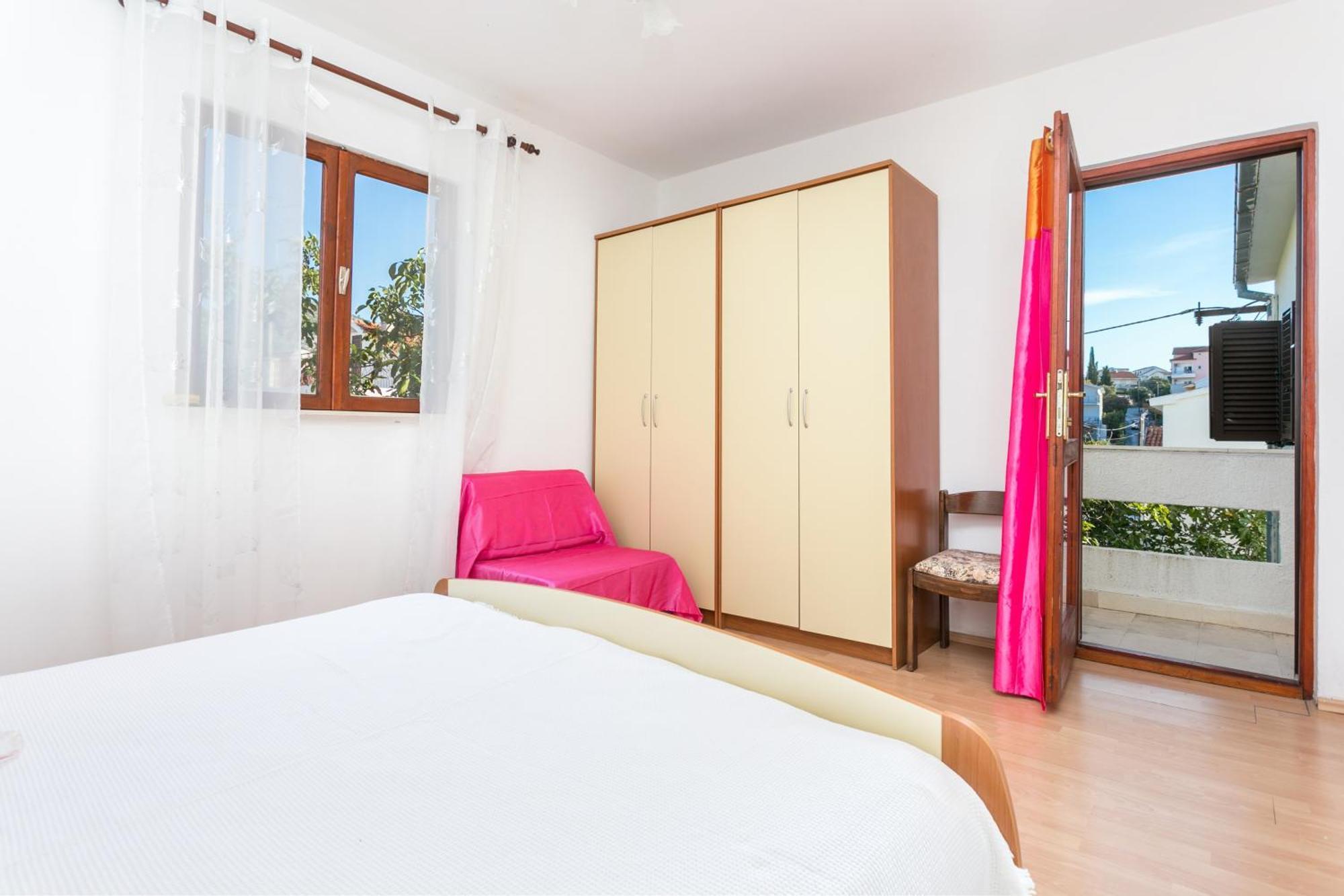 Apartments By The Sea Seget Vranjica, Trogir - 1038 Habitación foto