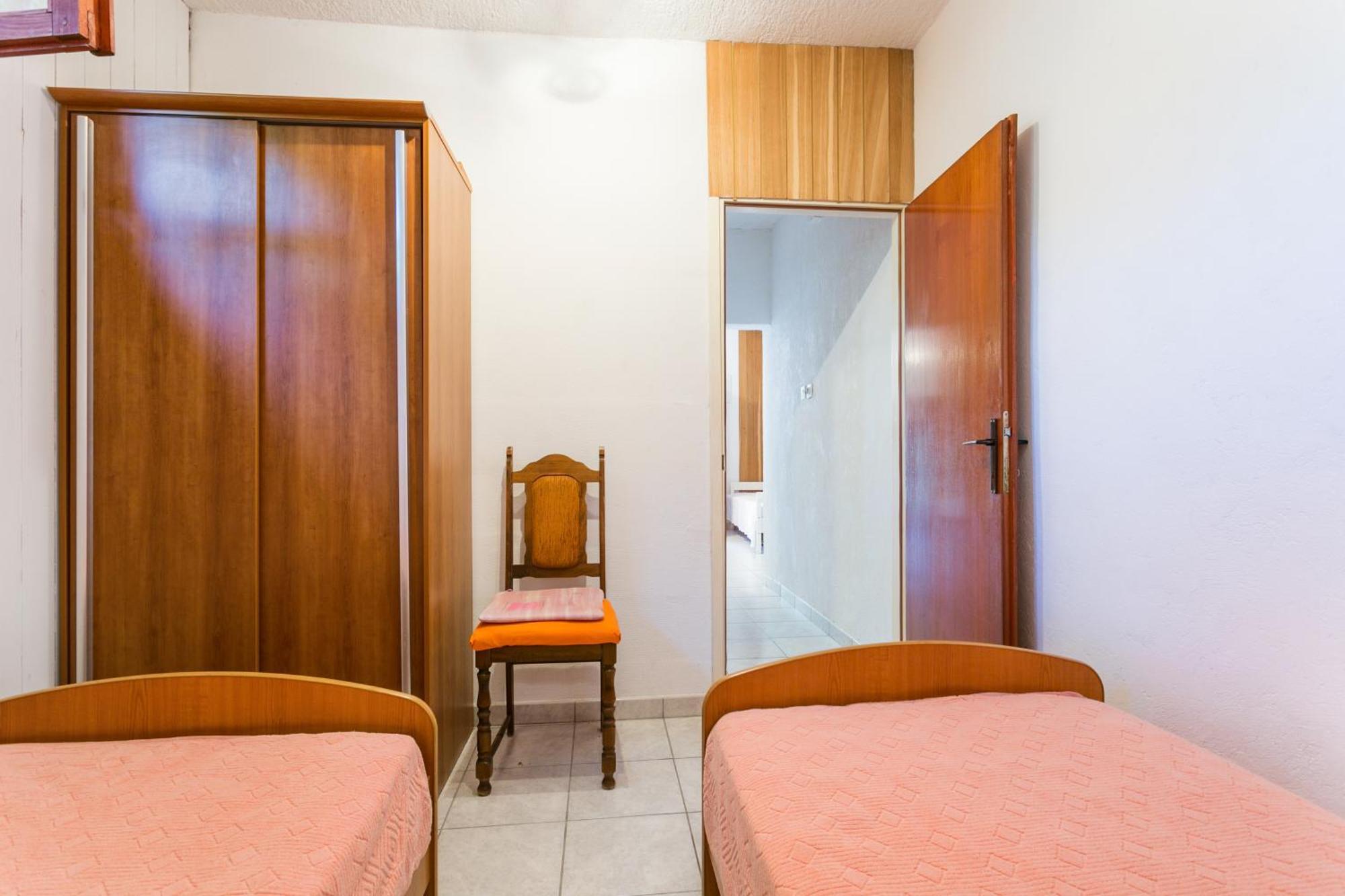 Apartments By The Sea Seget Vranjica, Trogir - 1038 Habitación foto